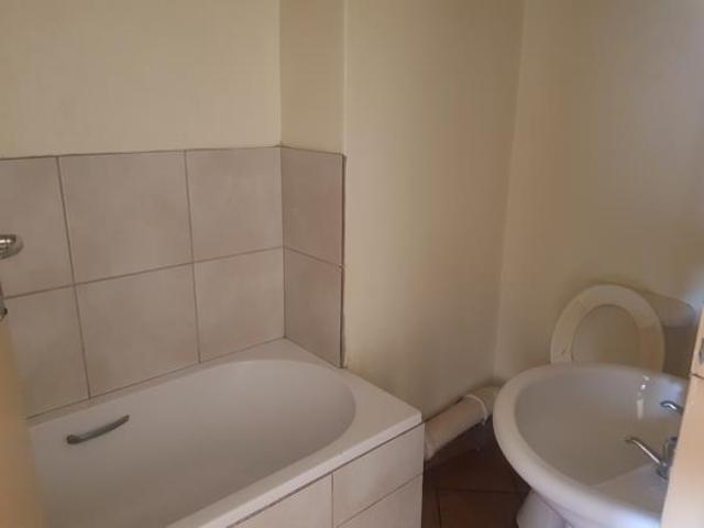 Apartment for rent in Waterkloof, Gauteng