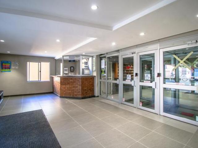 Apartment for rent in Waterkloof, Gauteng