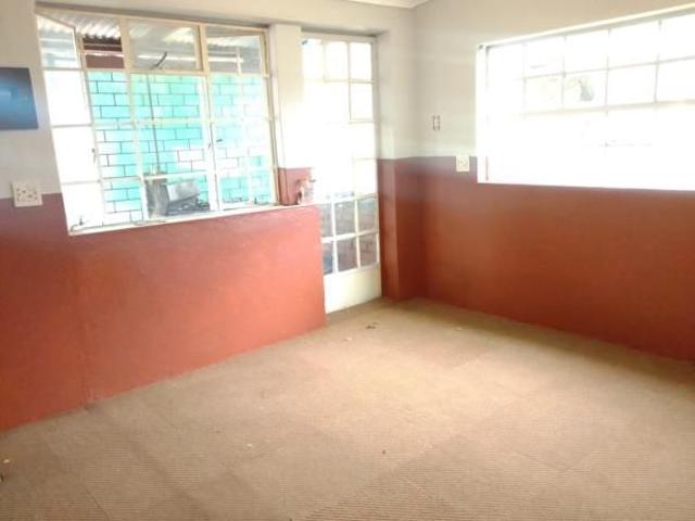 Room for rent in Waterkloof, Gauteng