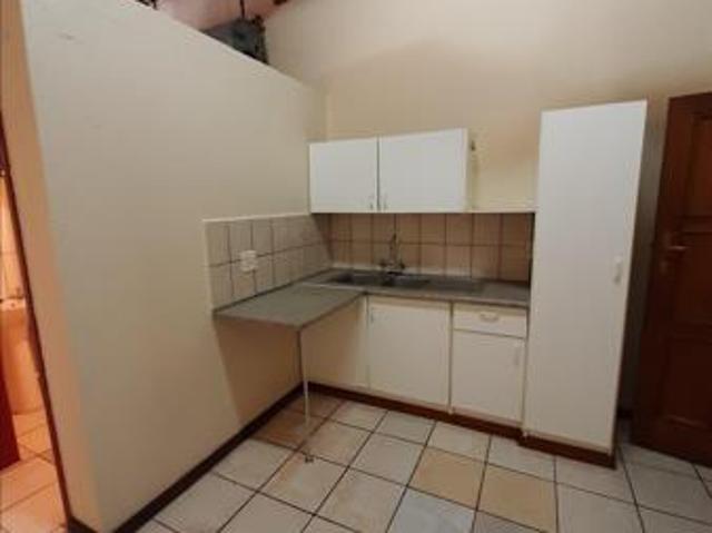 Apartment for rent in Waterkloof, Gauteng
