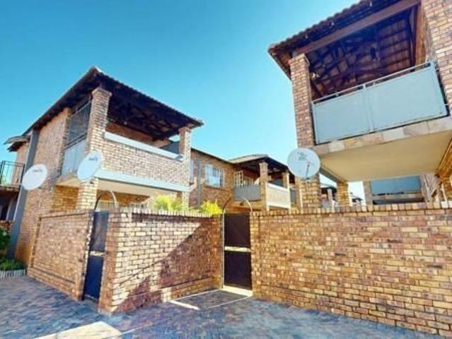 Apartment for rent in Waterkloof, Gauteng