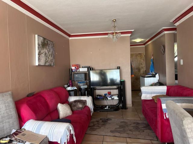 Apartment for sale in Waterkloof, Gauteng