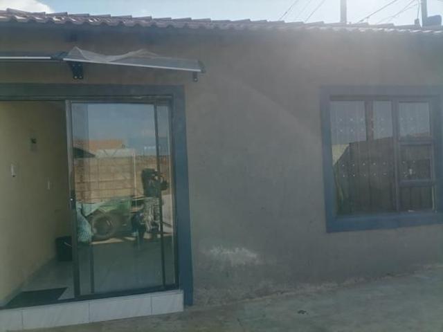 Apartment for rent in Protea Glen, Soweto