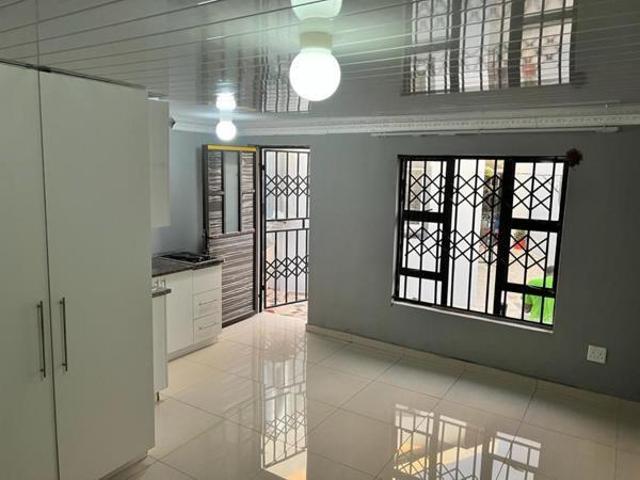 Apartment for rent in Protea Glen, Soweto