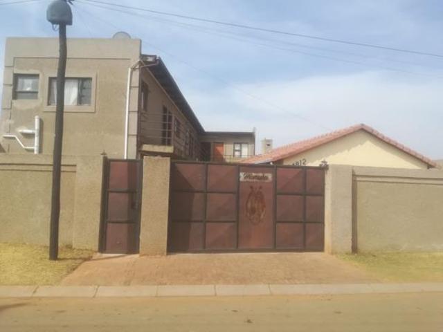 Apartment for rent in Protea Glen, Soweto