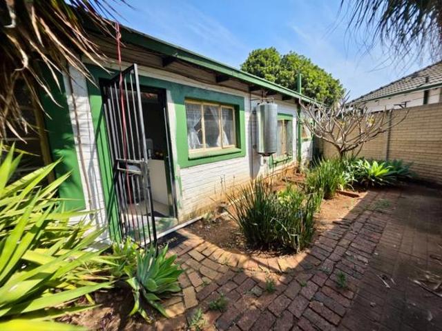 Apartment for rent in Waterkloof, Gauteng