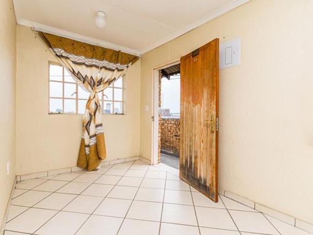 Apartment for sale in Westonaria, Gauteng