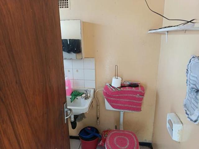 Apartment for sale in Dr Kenneth Kaunda, North West