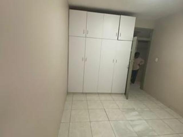 Apartment for rent in Seaview, Kwazulu-natal