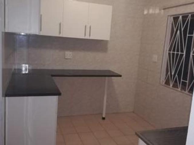 Apartment for rent in Seaview, Kwazulu-natal