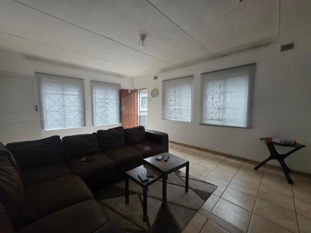Apartment for rent in Seaview, Kwazulu-natal