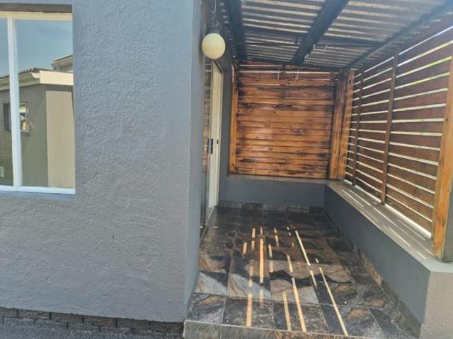 Apartment for rent in Jansenpark, City of Ekurhuleni Metropolitan Municipality