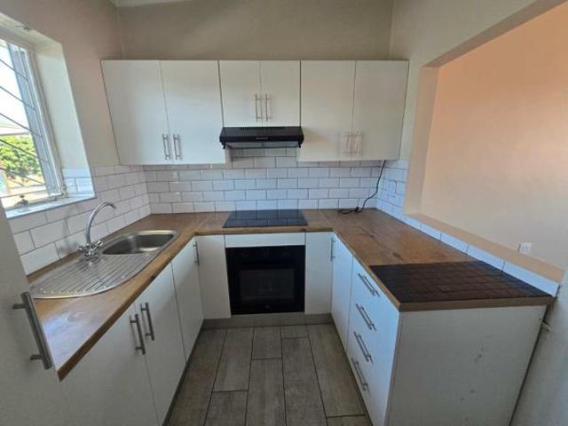 Apartment for rent in Nelson Mandela Bay Ward 18, Nelson Mandela Bay Metropolitan Municipality