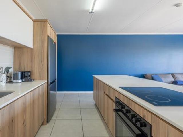 Apartment for sale in Cape Town, Western Cape
