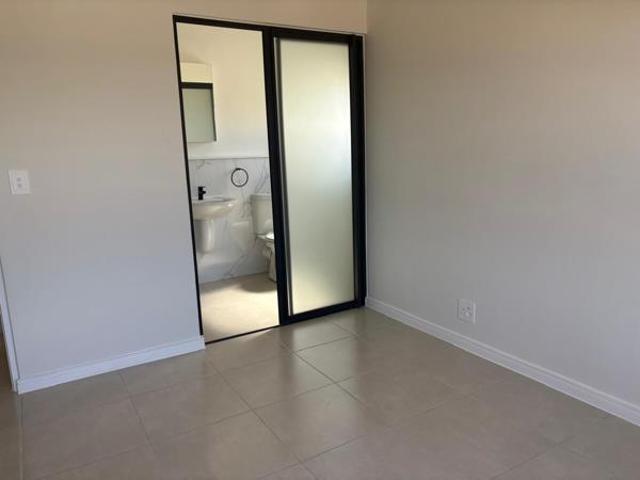 Apartment for rent in Cape Town, Western Cape