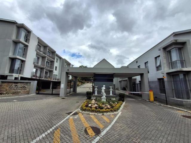 Apartment for sale in Cape Town, Western Cape