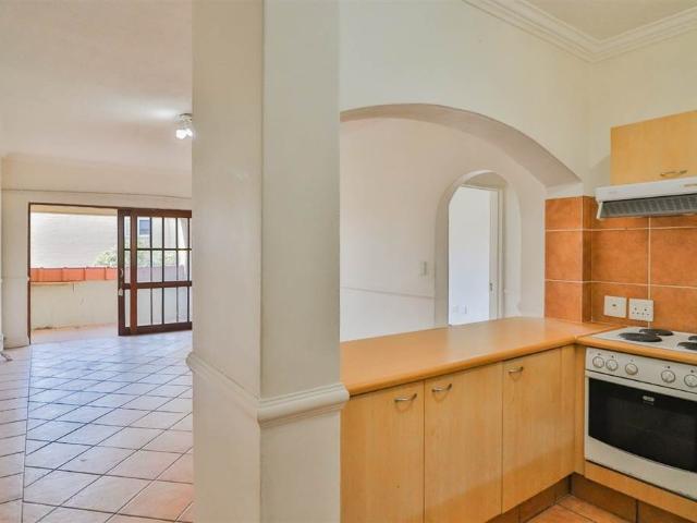 Apartment for sale in Johannesburg, North & Sandton