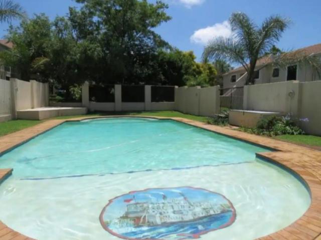 Apartment for rent in Robindale, Johannesburg