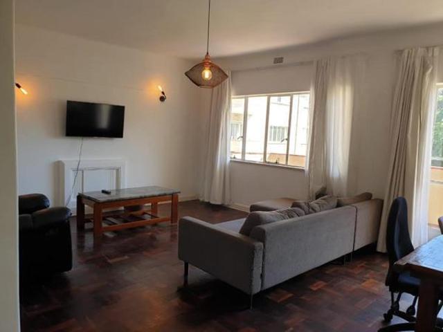 Room for rent in Rondebosch, Cape Town