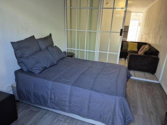 Apartment for rent in Cape Town, City of Cape Town