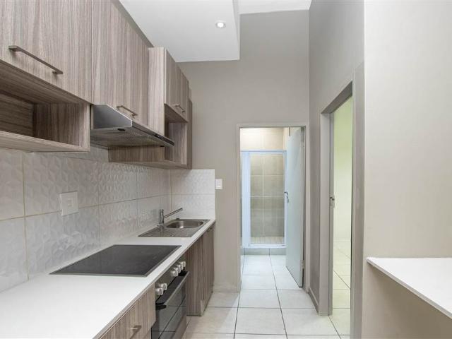 Apartment for sale in Vosloorus, Gauteng