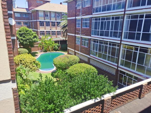 Apartment for sale in Vosloorus, Gauteng