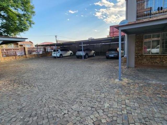 Apartment for sale in Tlhabane, North West