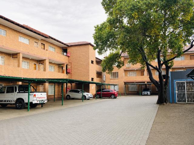 Apartment for sale in Tlhabane, North West