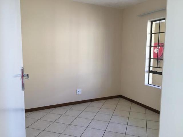 Apartment for sale in Vosloorus, Gauteng