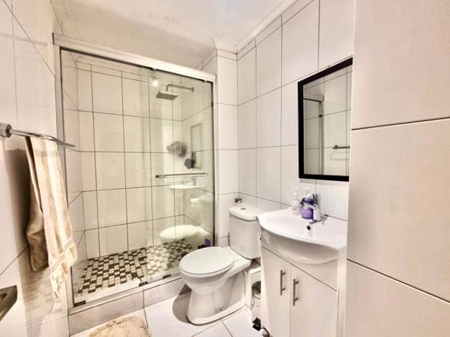 Apartment for sale in Cape Town, Western Cape