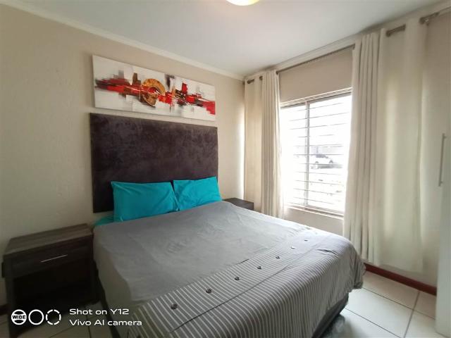 Apartment for sale in Johannesburg, North & Sandton