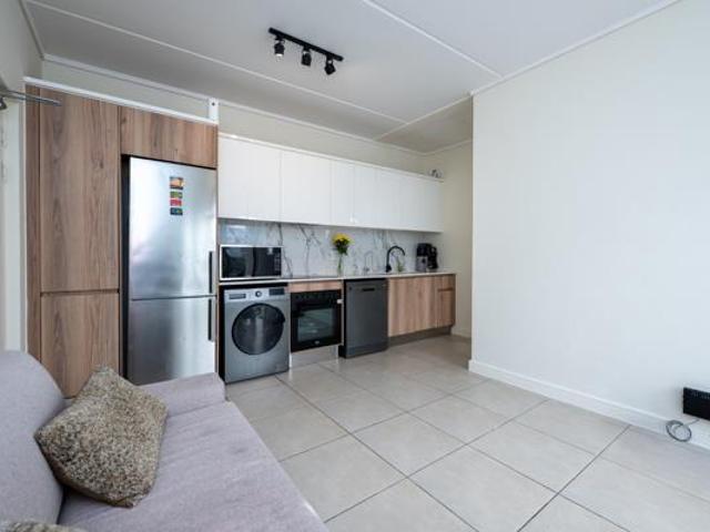 Apartment for sale in Cape Town, Western Cape