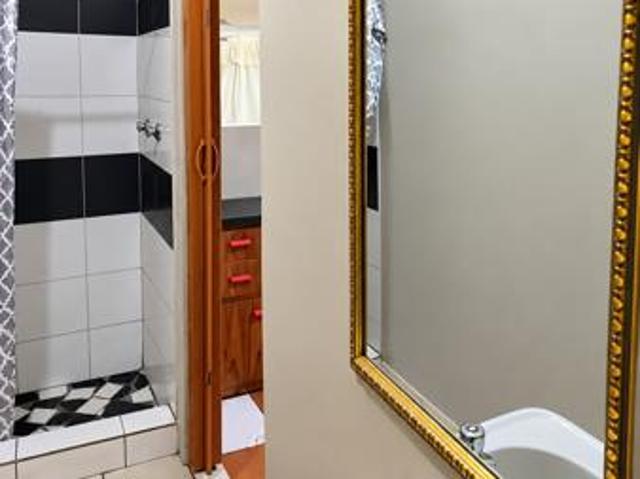 Apartment for rent in Sasolburg, Metsimaholo Local Municipality