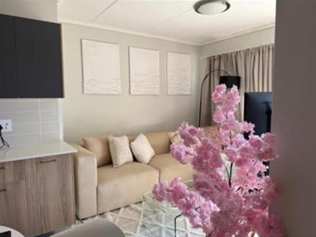 Apartment for rent in Waterkloof, Gauteng