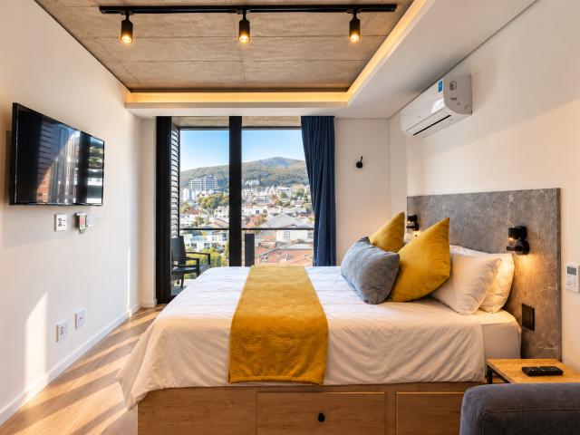 Apartment for sale in Sea Point, Cape Town