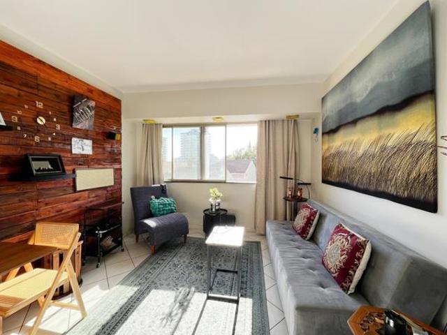 Apartment for sale in Cape Town, Western Cape