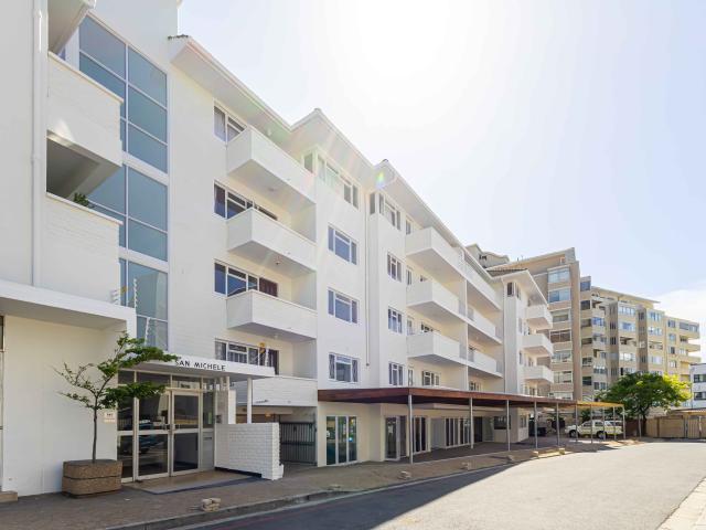 Apartment for rent in Sea Point, Cape Town
