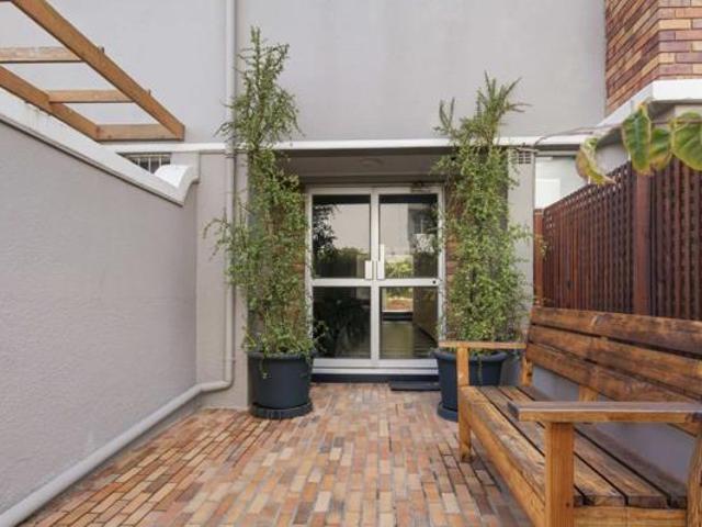 Apartment for sale in Cape Town, Western Cape