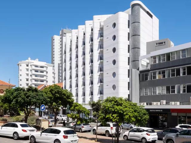 Apartment for sale in Sea Point, Cape Town