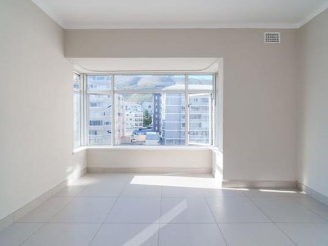 Apartment for sale in Cape Town, Western Cape