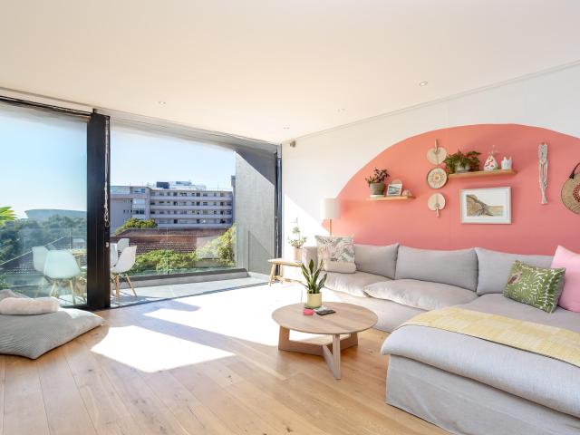 Apartment for rent in Sea Point, Cape Town