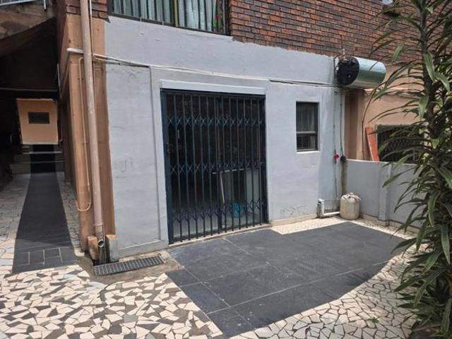 Apartment for rent in Seaview, Kwazulu-natal