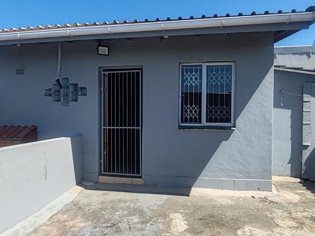 Apartment for rent in Queensburgh, Kwazulu-natal