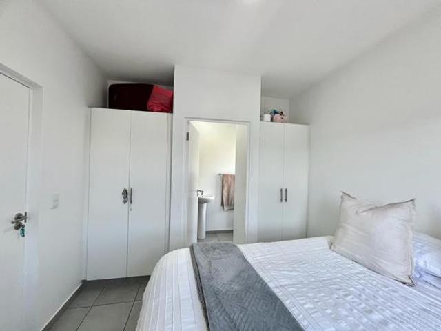 Apartment for rent in Princess Grant, Kwazulu-natal