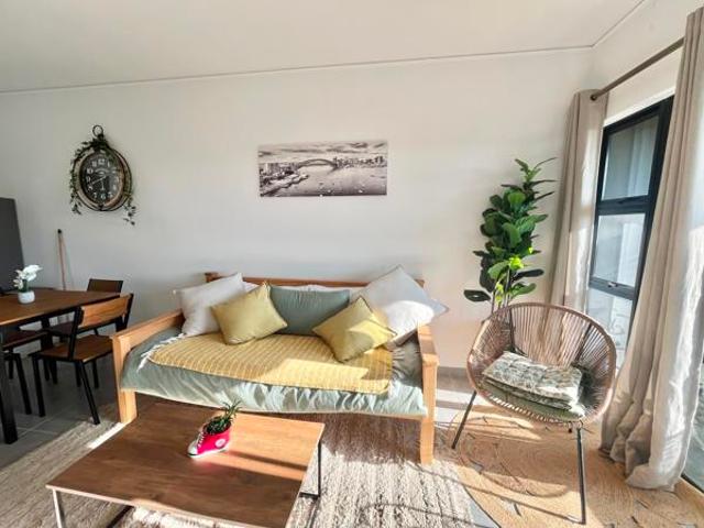 Apartment for sale in Princess Grant, Kwazulu-natal
