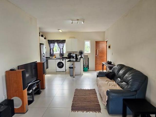 Apartment for rent in Princess Grant, Kwazulu-natal