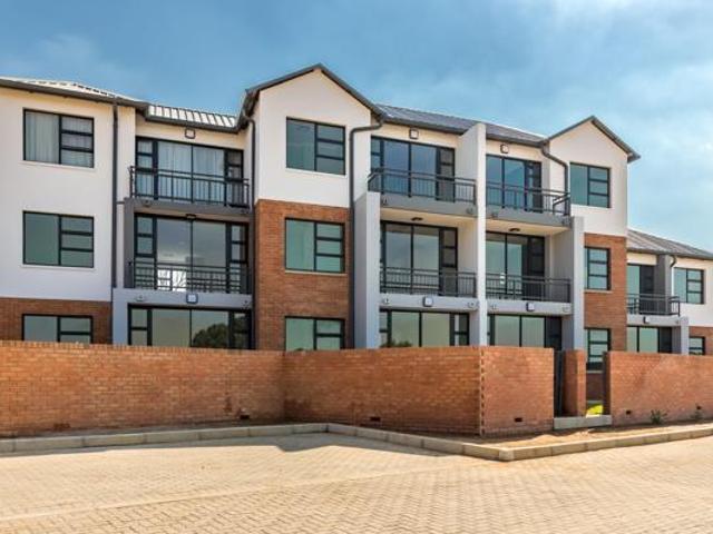 Apartment for rent in Waterkloof, Gauteng