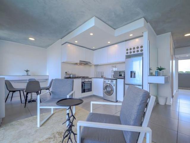 Apartment for rent in Seaview, Kwazulu-natal