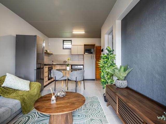 Apartment for rent in Waterkloof, Gauteng