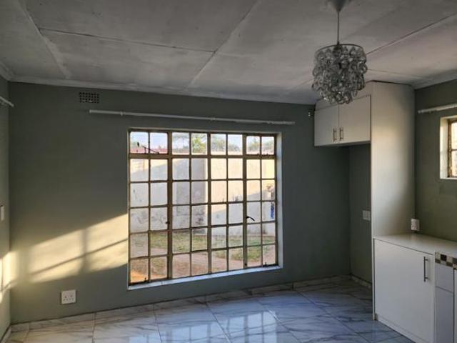 Apartment for rent in Jansenpark, City of Ekurhuleni Metropolitan Municipality